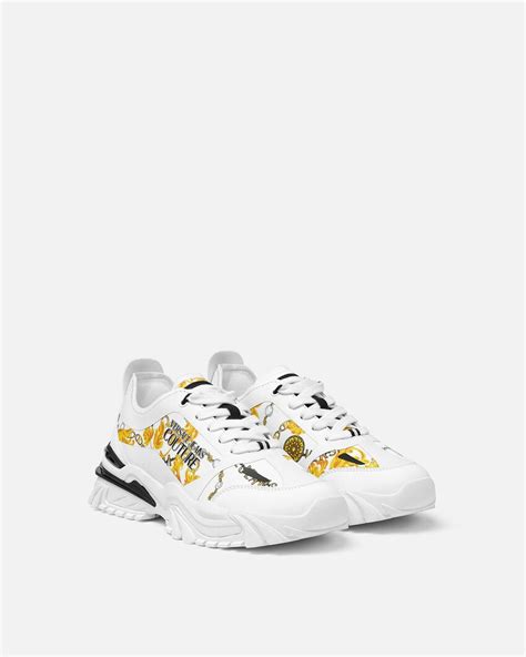 versace trainingspak wit|Trail Trek Chain Couture Sneakers White,Print .